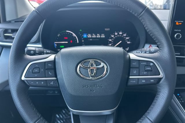 Certified 2026 Toyota Sienna XLE FWD image 29