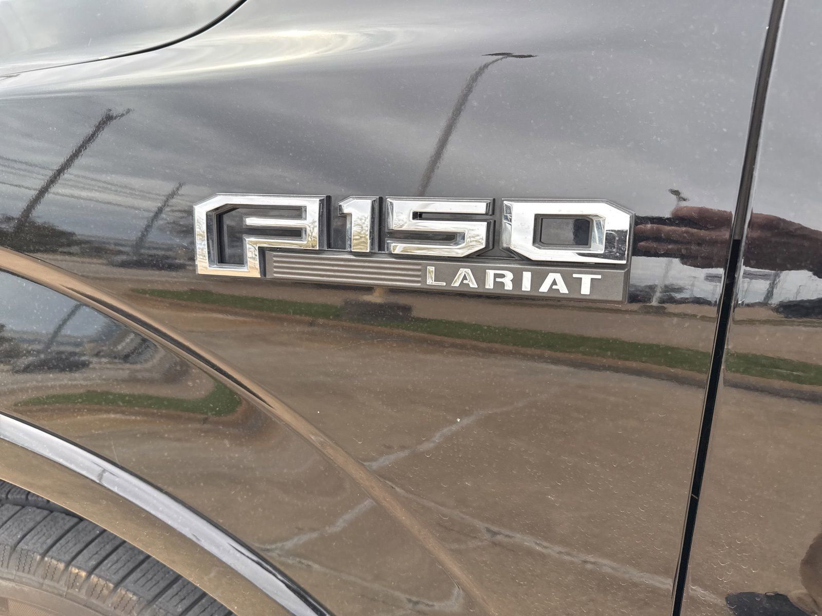 Used 2018 Ford F150 Lariat image 12