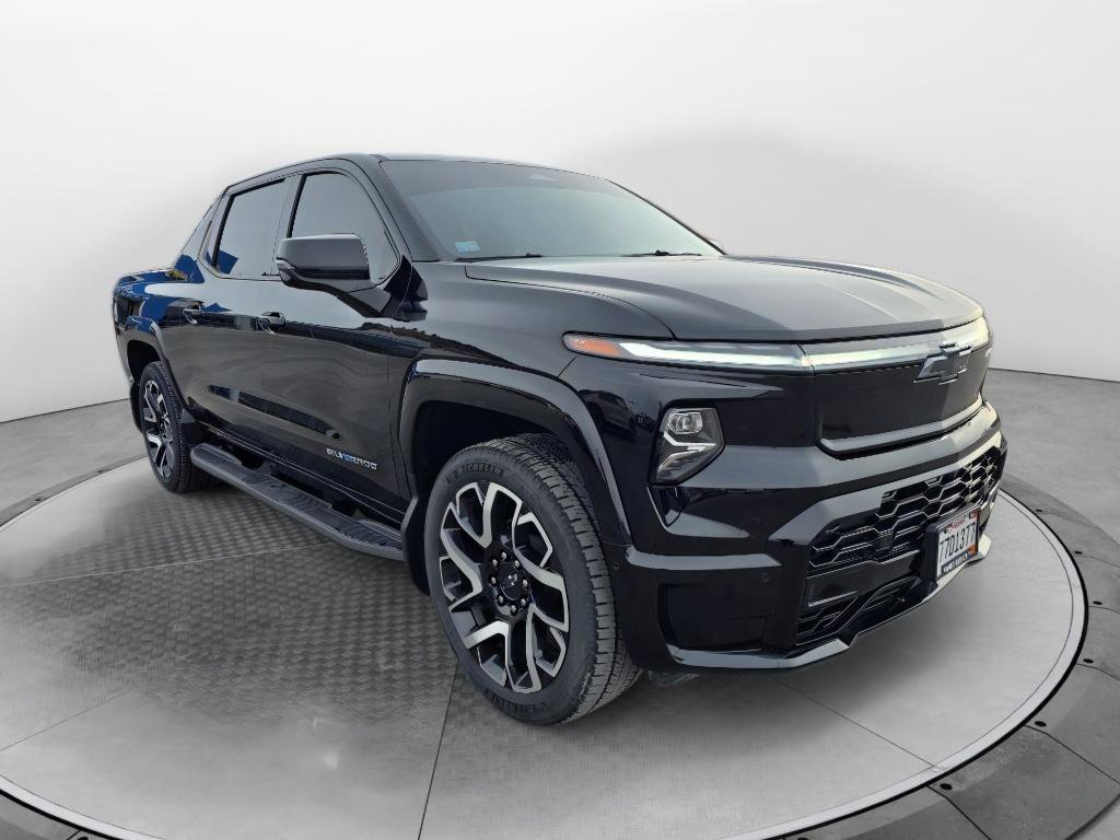 Used 2024 Chevrolet Silverado EV RST image 7