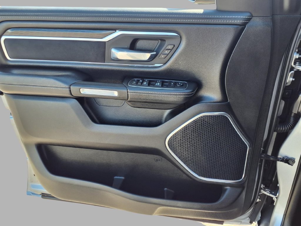Used 2024 RAM 1500 Laramie RWD image 19