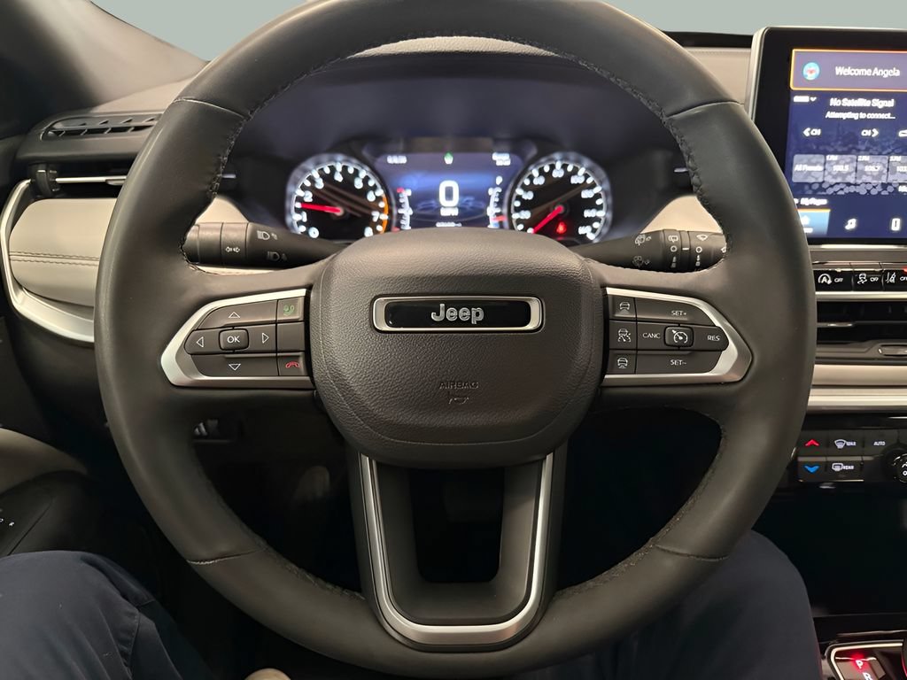 Used 2024 Jeep Compass Limited AWD/4WD image 17