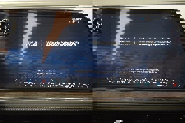 New 2026 Chevrolet Suburban Premier image 33