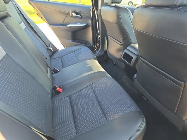 Used 2013 Toyota Camry SE FWD image 12