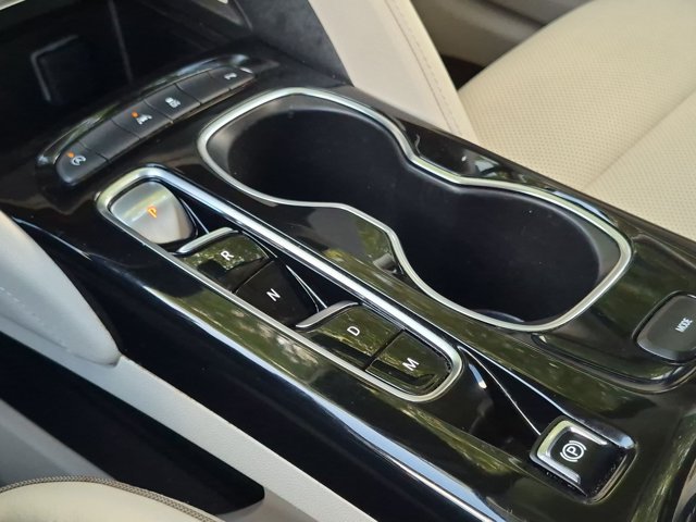 Used 2023 Buick Envision Essence FWD image 10