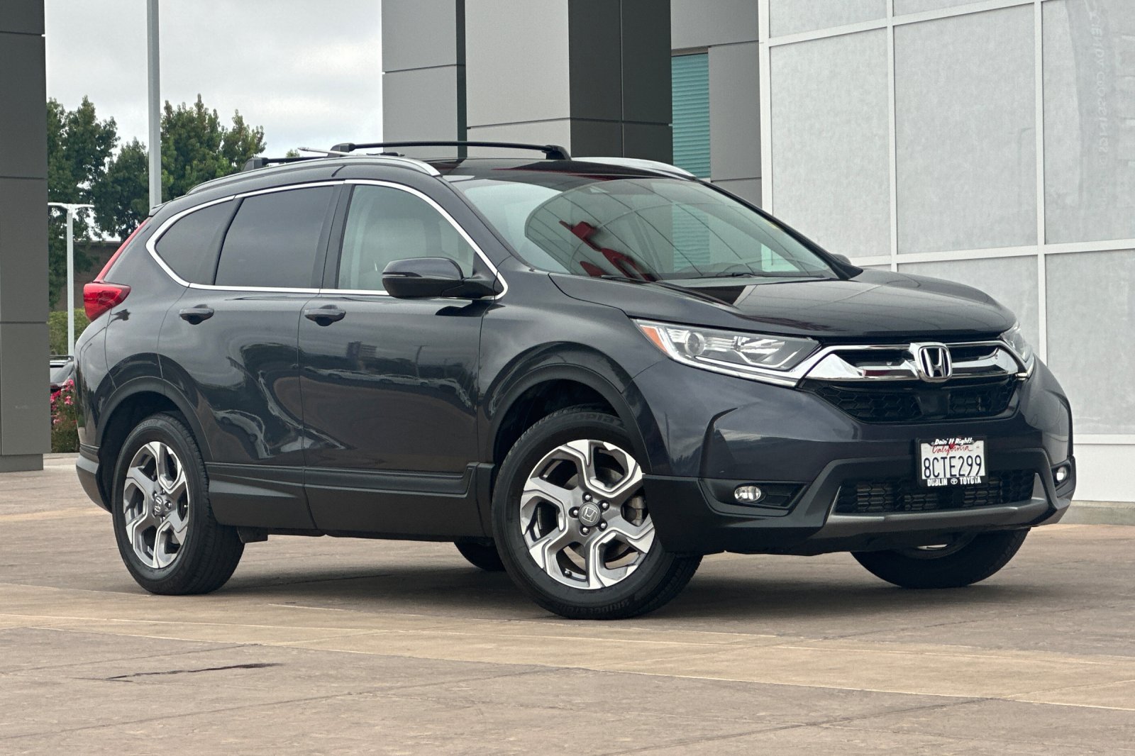 Used 2018 Honda CR-V EX-L image 2