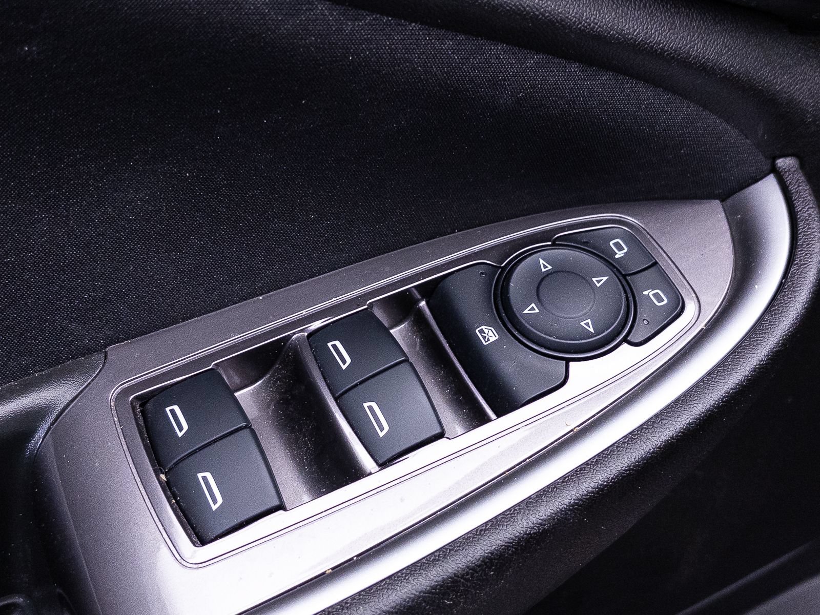 Used 2024 Chevrolet Malibu LS FWD image 15