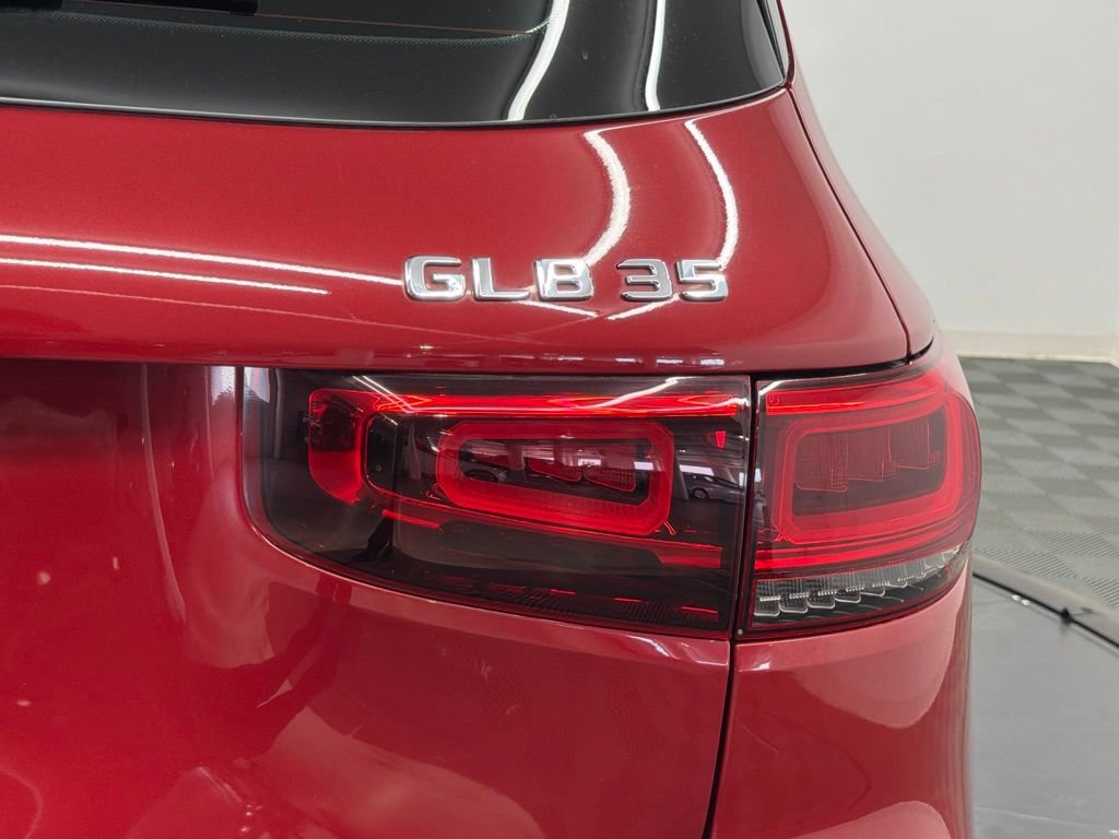 Used 2022 Mercedes-Benz GLB 35 AMG 4MATIC image 14