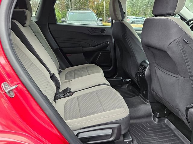 Used 2022 Ford Escape SE w/ Cold Weather Package image 14