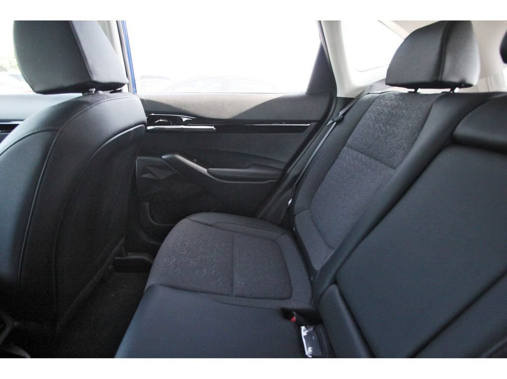 New 2026 Kia Seltos S FWD image 14