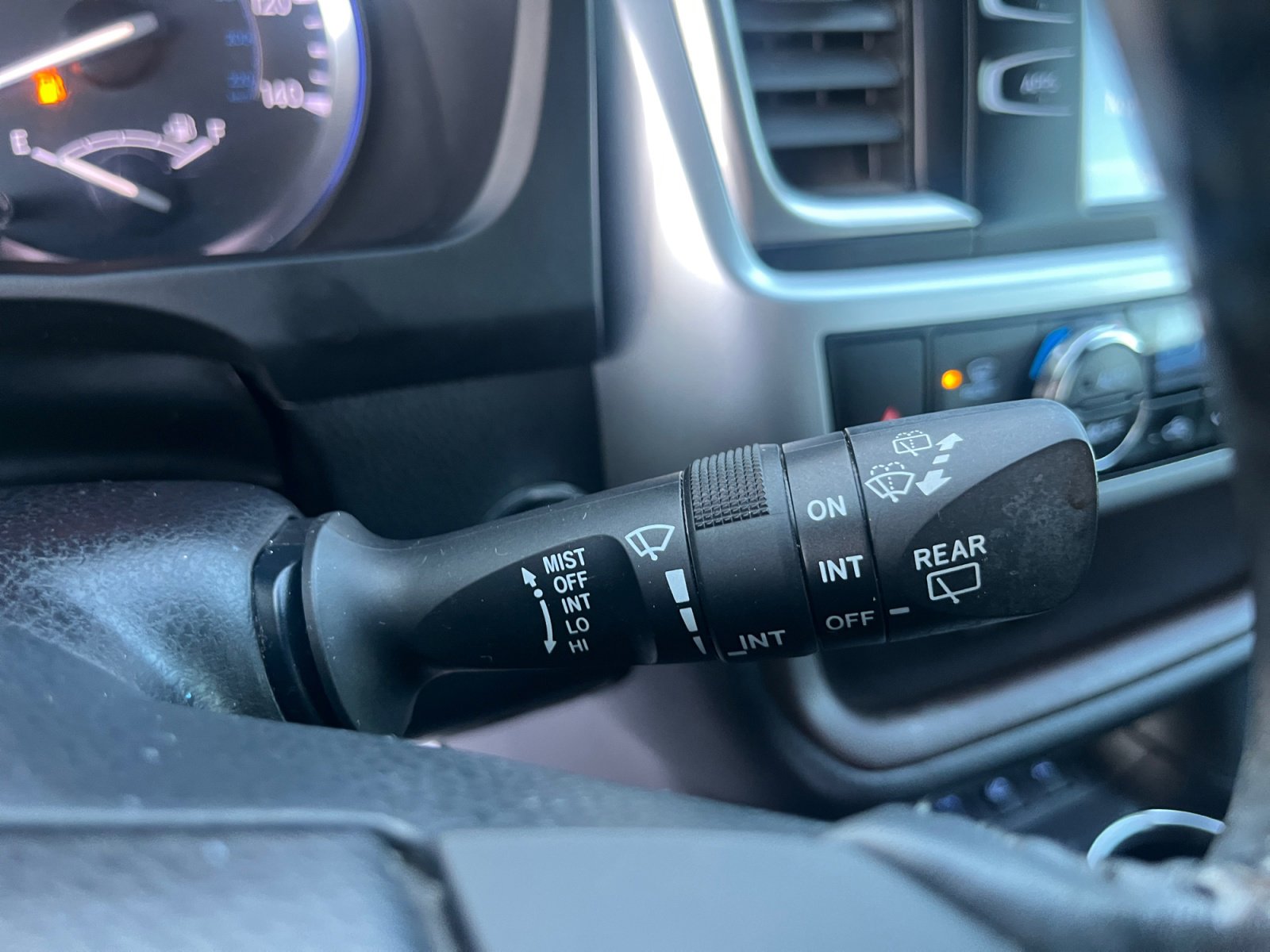 Used 2015 Toyota Highlander XLE image 11