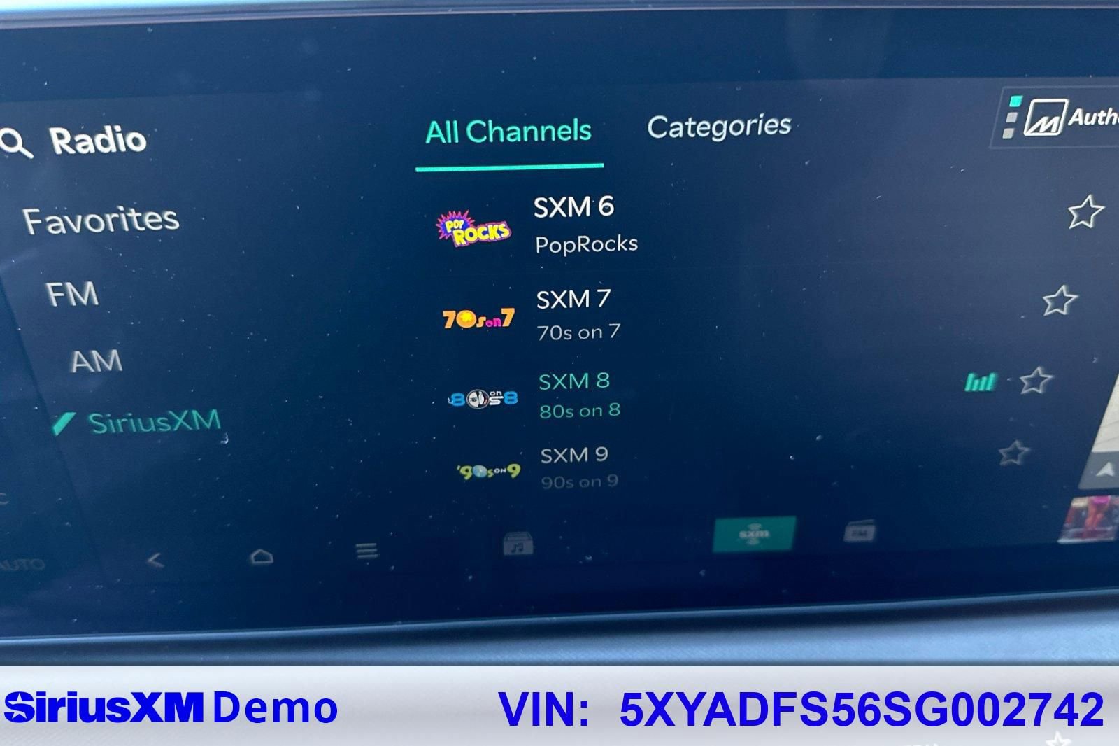 Certified 2025 Kia EV9 Land w/ Towing Package image 34