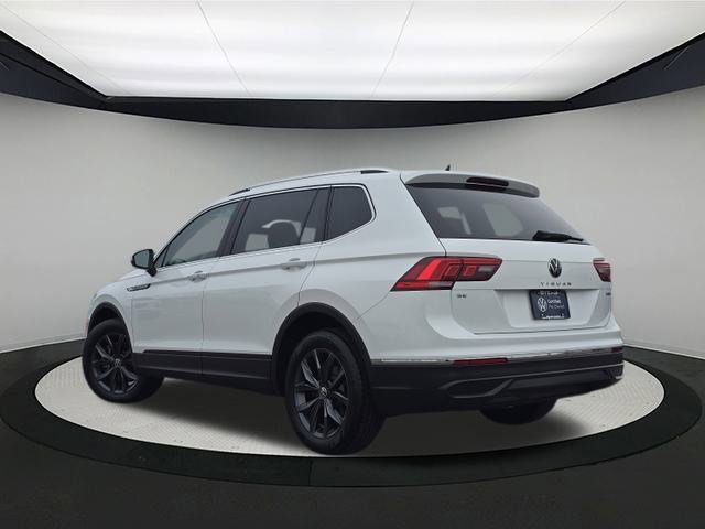 Certified 2023 Volkswagen Tiguan SE image 5