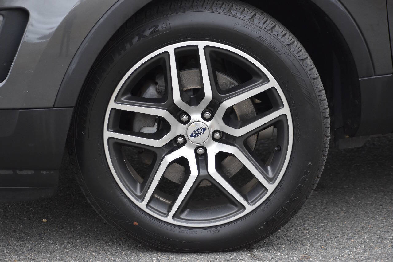 Used 2017 Ford Explorer Sport w/ Equipment Group 401A image 39