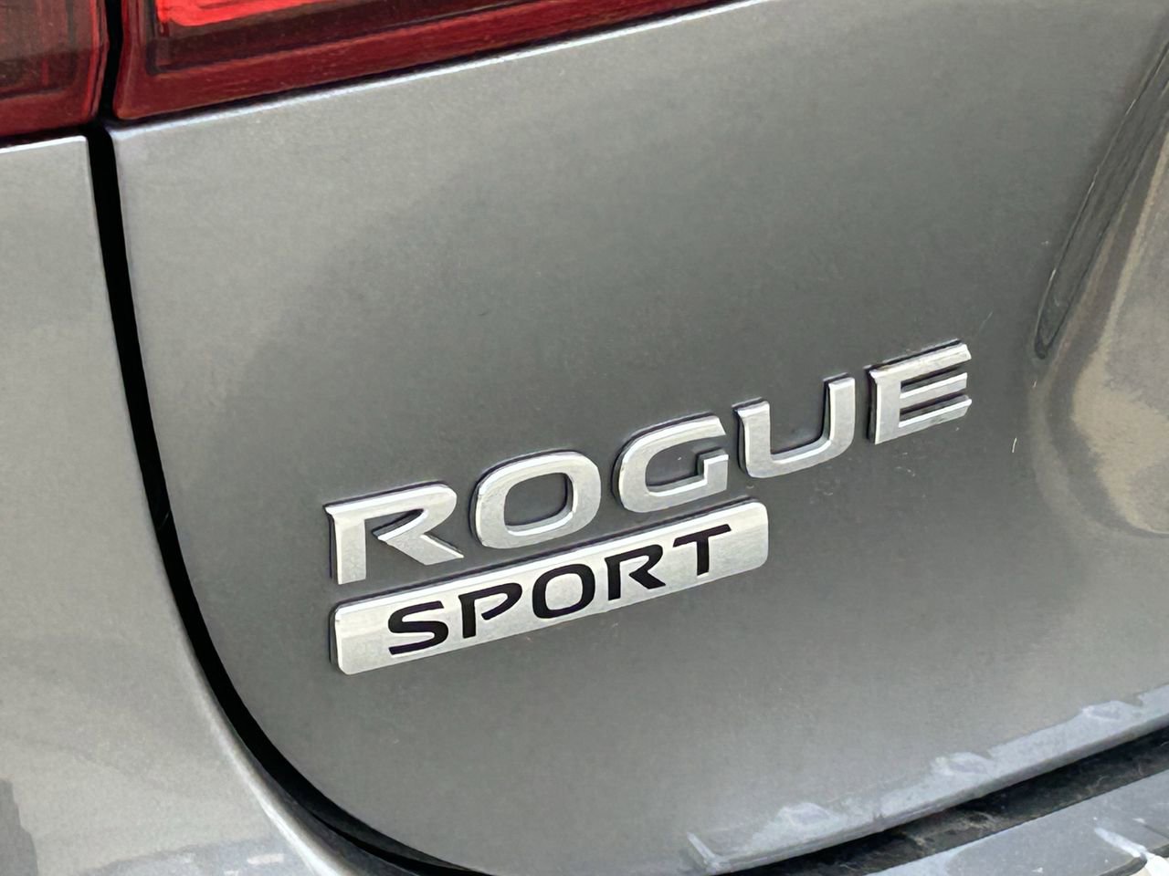 Certified 2022 Nissan Rogue Sport SL image 5