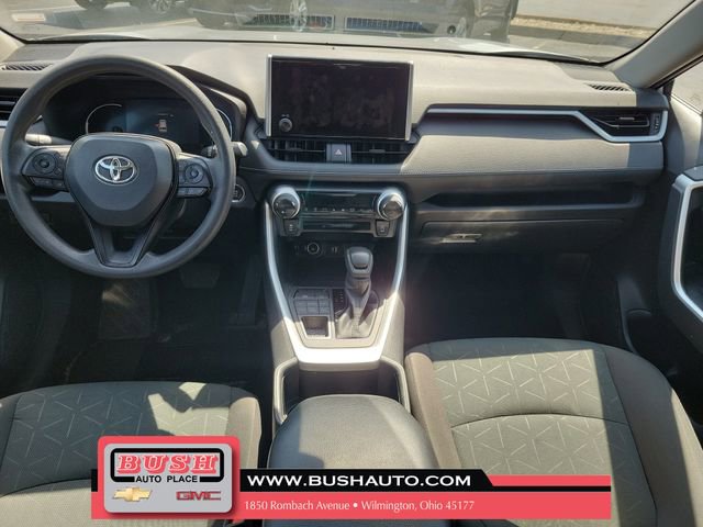 Used 2024 Toyota RAV4 XLE image 10
