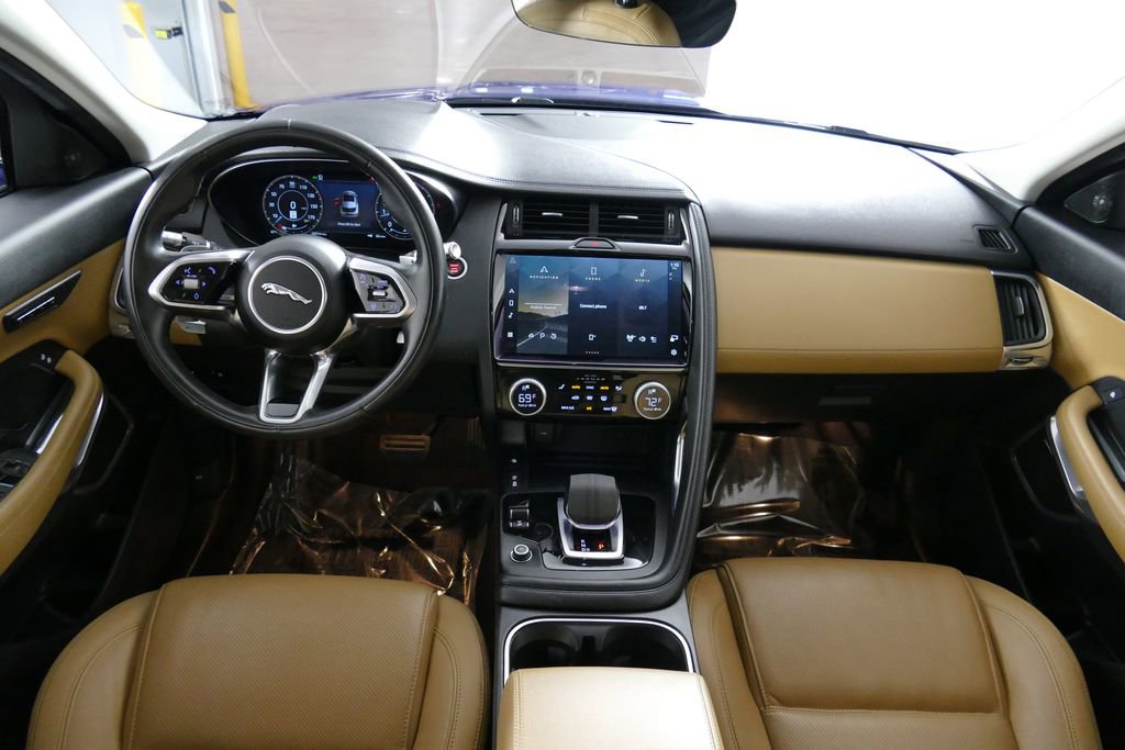 Used 2021 Jaguar E-PACE SE image 8