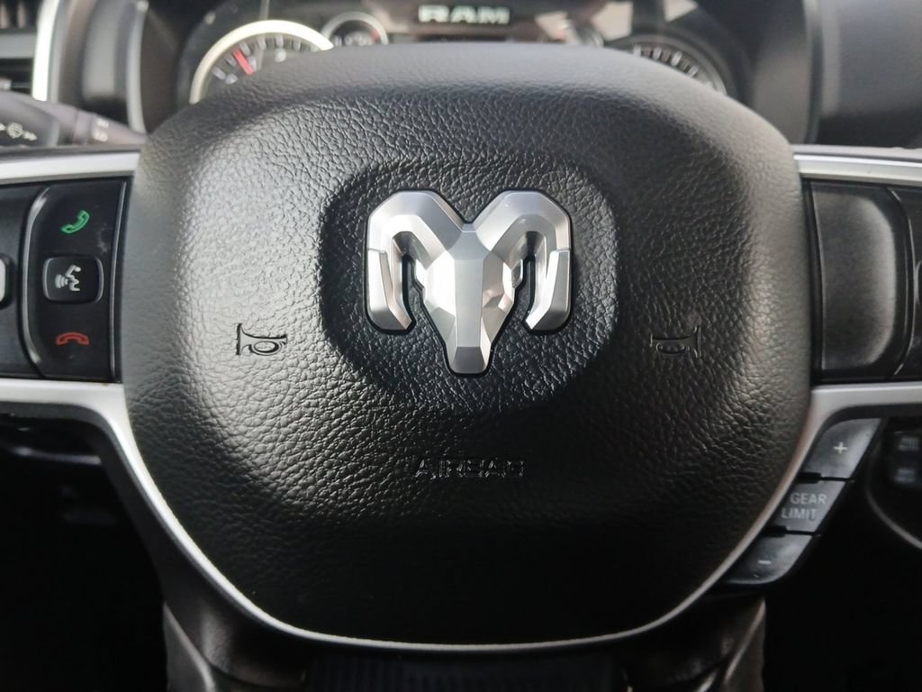 Used 2022 RAM 1500 Lone Star AWD/4WD image 5