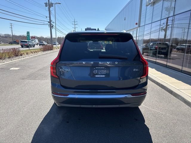 Certified 2025 Volvo XC90 B6 Plus image 4
