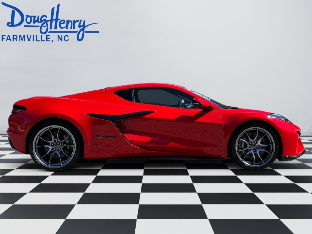 New 2027 Chevrolet Corvette Grand Sport w/ Z52 Sport Performance Package RWD image 6