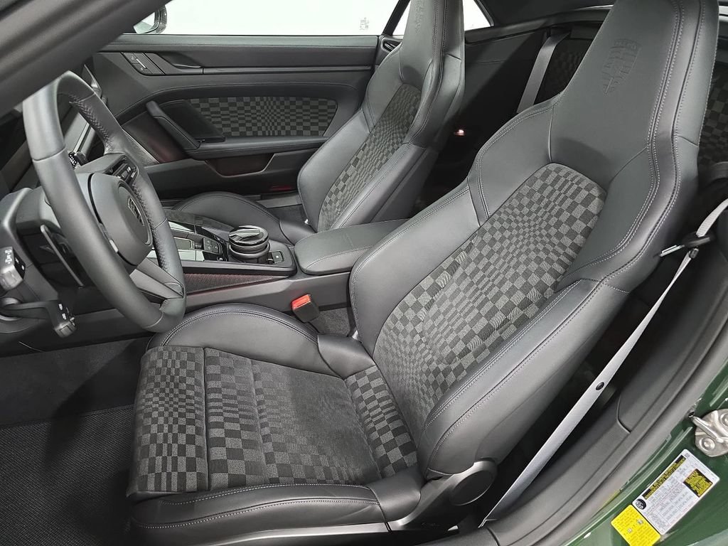 Used 2026 Porsche 911 Turbo S AWD/4WD image 5
