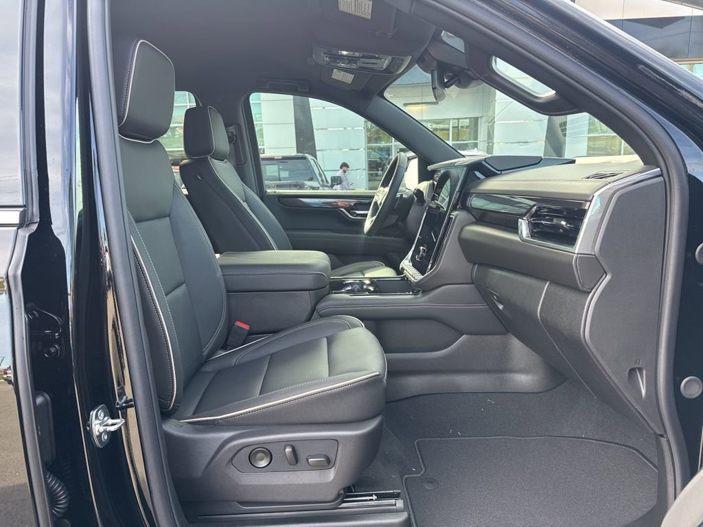 New 2026 GMC Yukon Elevation image 19