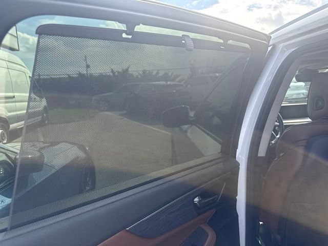 Used 2022 Acura MDX w/ Advance Package AWD/4WD image 12