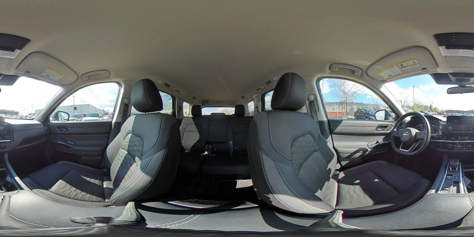 Used 2025 Nissan Pathfinder SV image 37