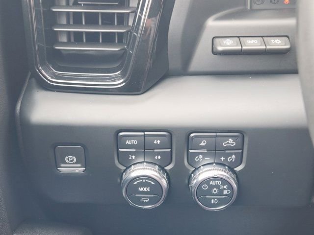 Used 2024 GMC Sierra 2500 AT4 w/ AT4 Premium Plus Package image 24