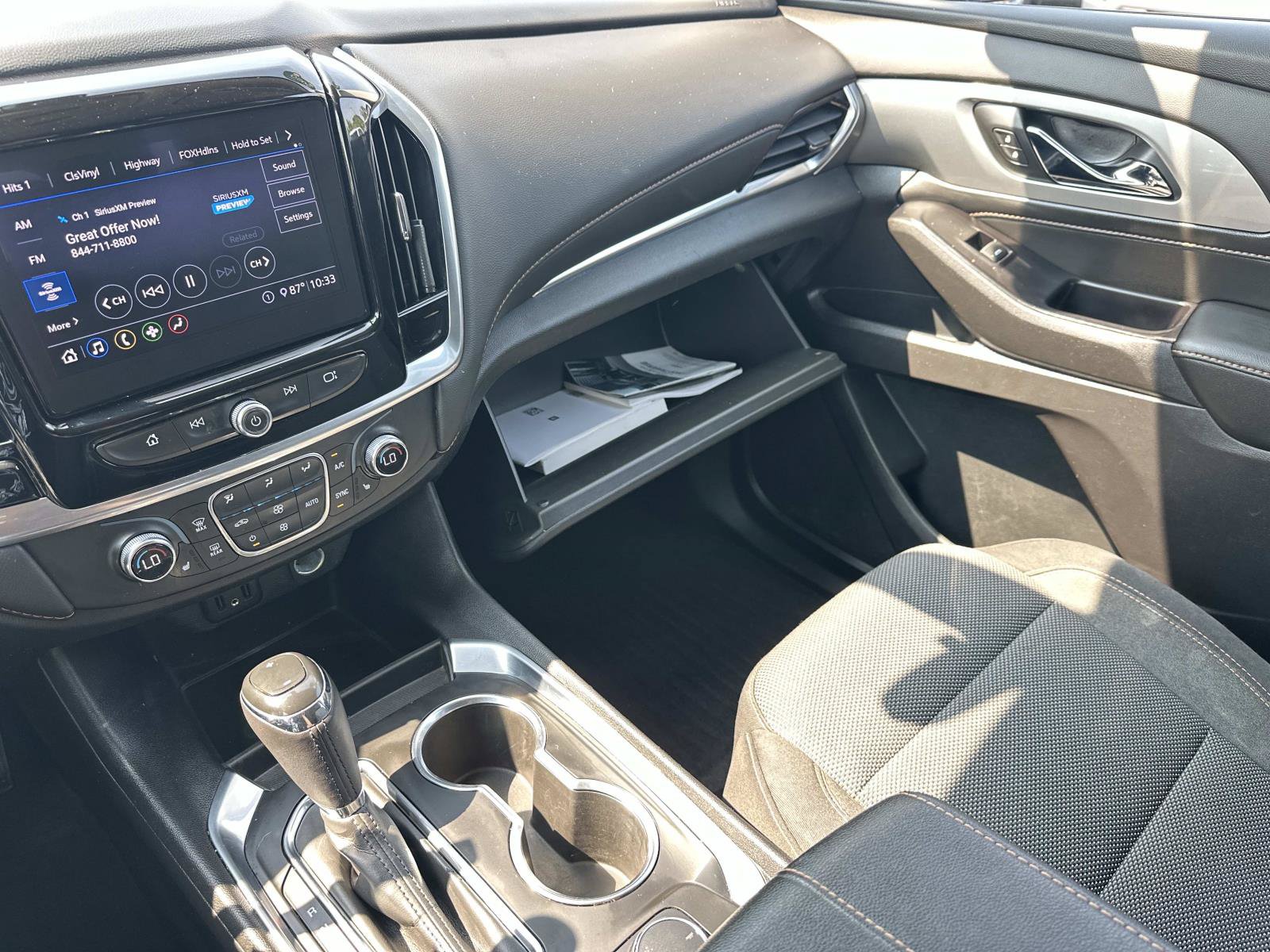 Certified 2020 Chevrolet Traverse LT FWD image 32