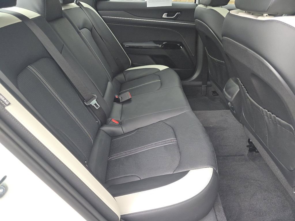 Used 2025 Kia K5 GT-Line w/ GT-Line Premium Package image 19
