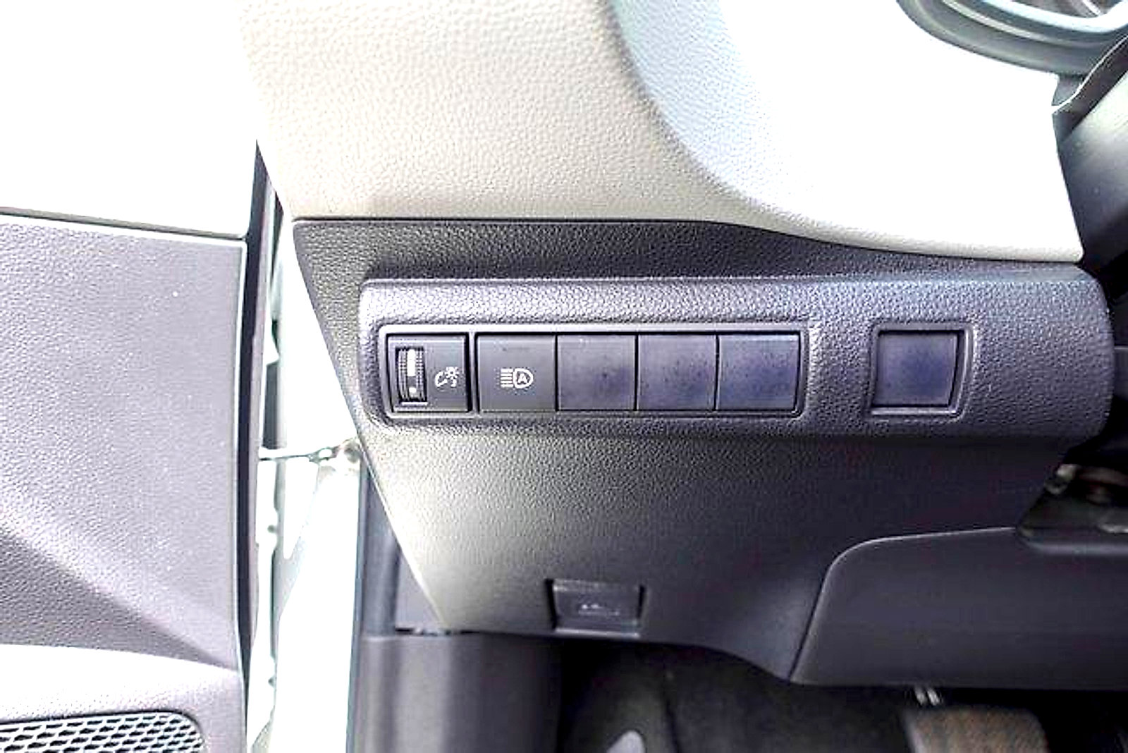 Certified 2021 Toyota Corolla LE w/ LE Convenience Package FWD image 13