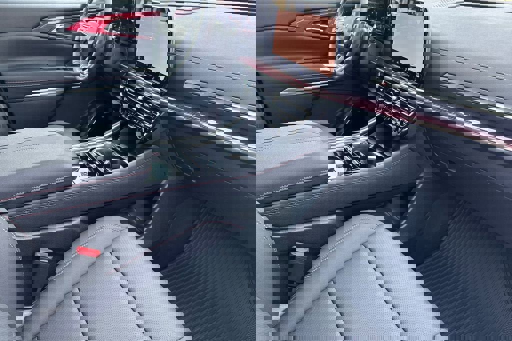 New 2026 Chevrolet Traverse Z71 w/ Enhanced Driving Package image 17