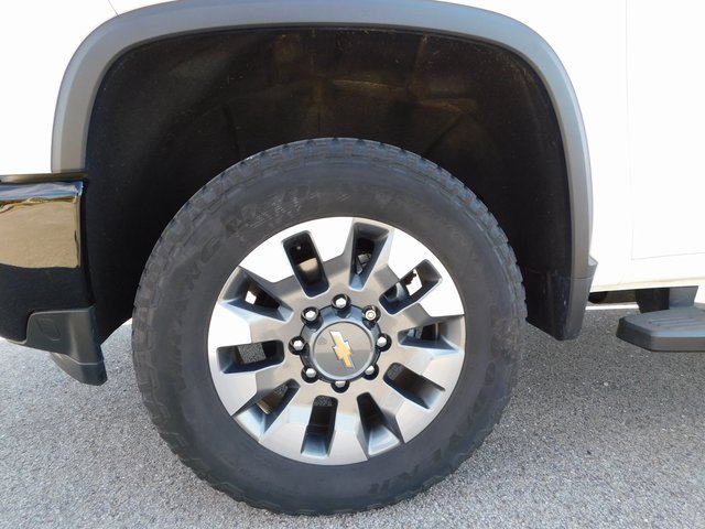 Used 2023 Chevrolet Silverado 2500 Custom image 13