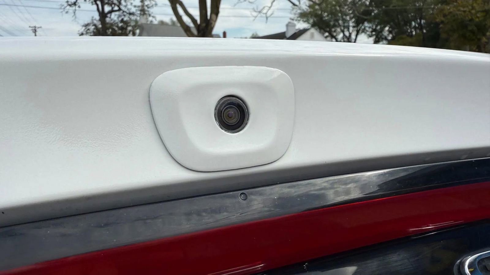 Used 2020 Dodge Charger SXT w/ Leather Interior Group image 18