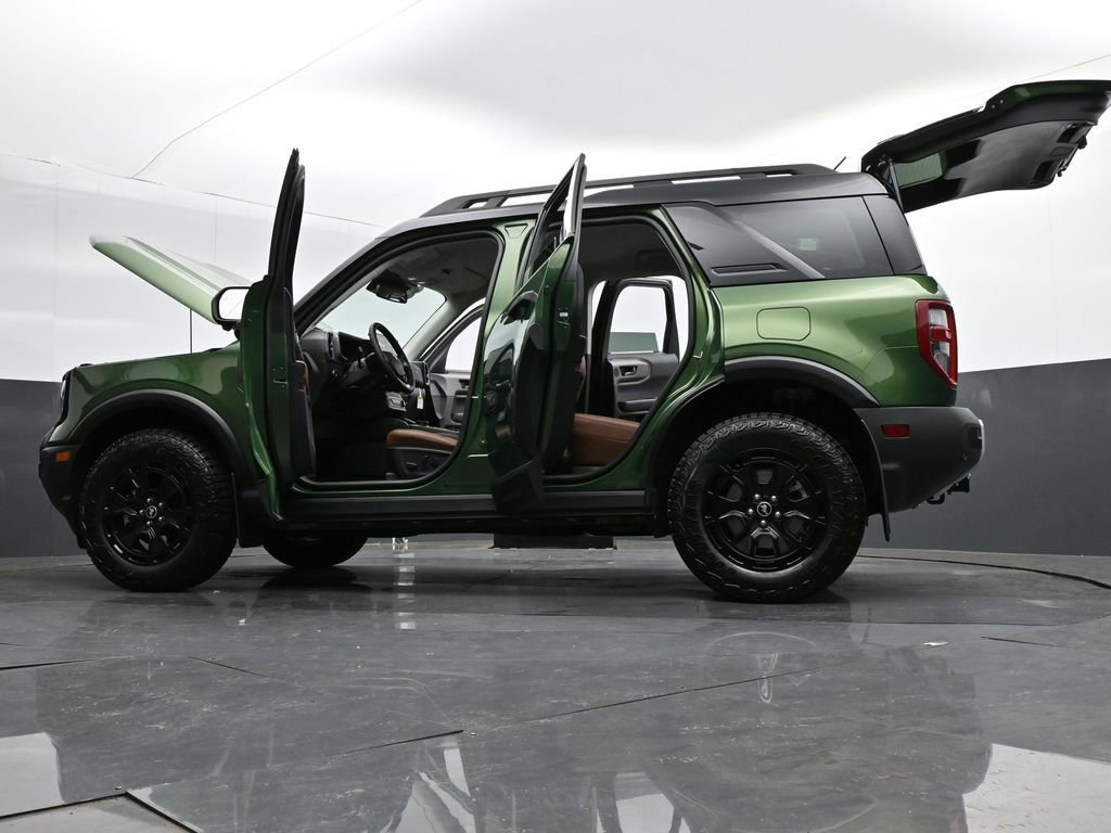 New 2025 Ford Bronco Sport Outer Banks w/ Sasquatch Outer Banks Package AWD/4WD image 32