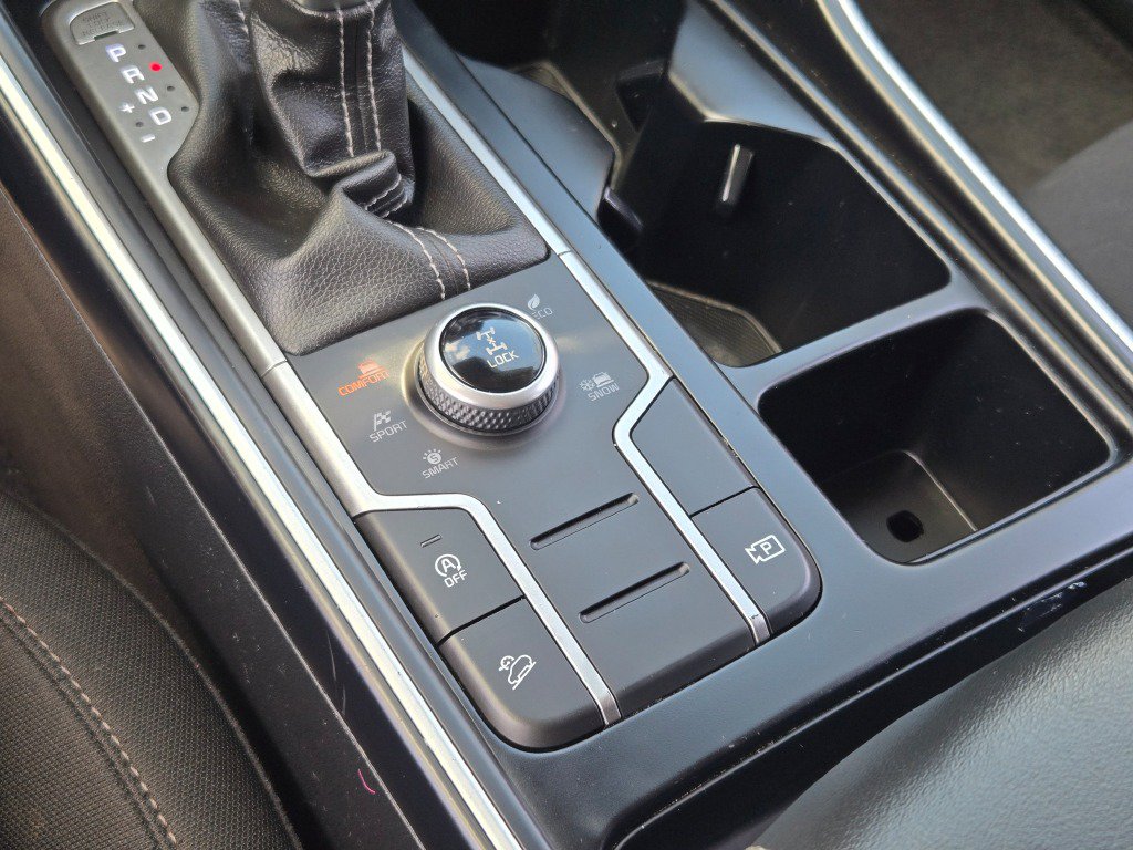 Used 2022 Kia Sorento LX AWD/4WD image 26