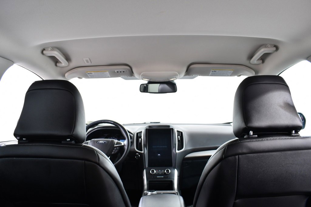Used 2024 Ford Edge SEL w/ Convenience Package image 17