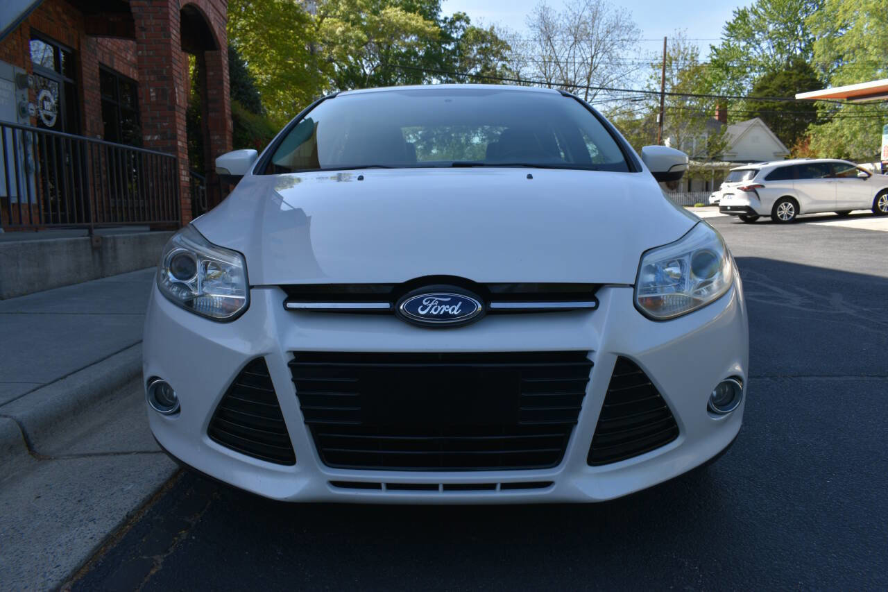 Used 2013 Ford Focus Titanium w/ Titanium Handling Pkg image 5