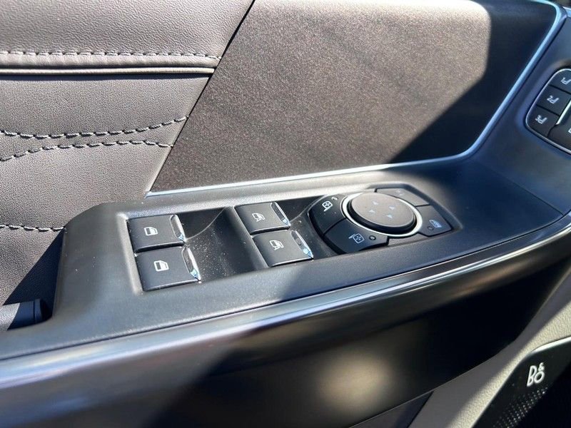 New 2025 Ford F150 Platinum image 19
