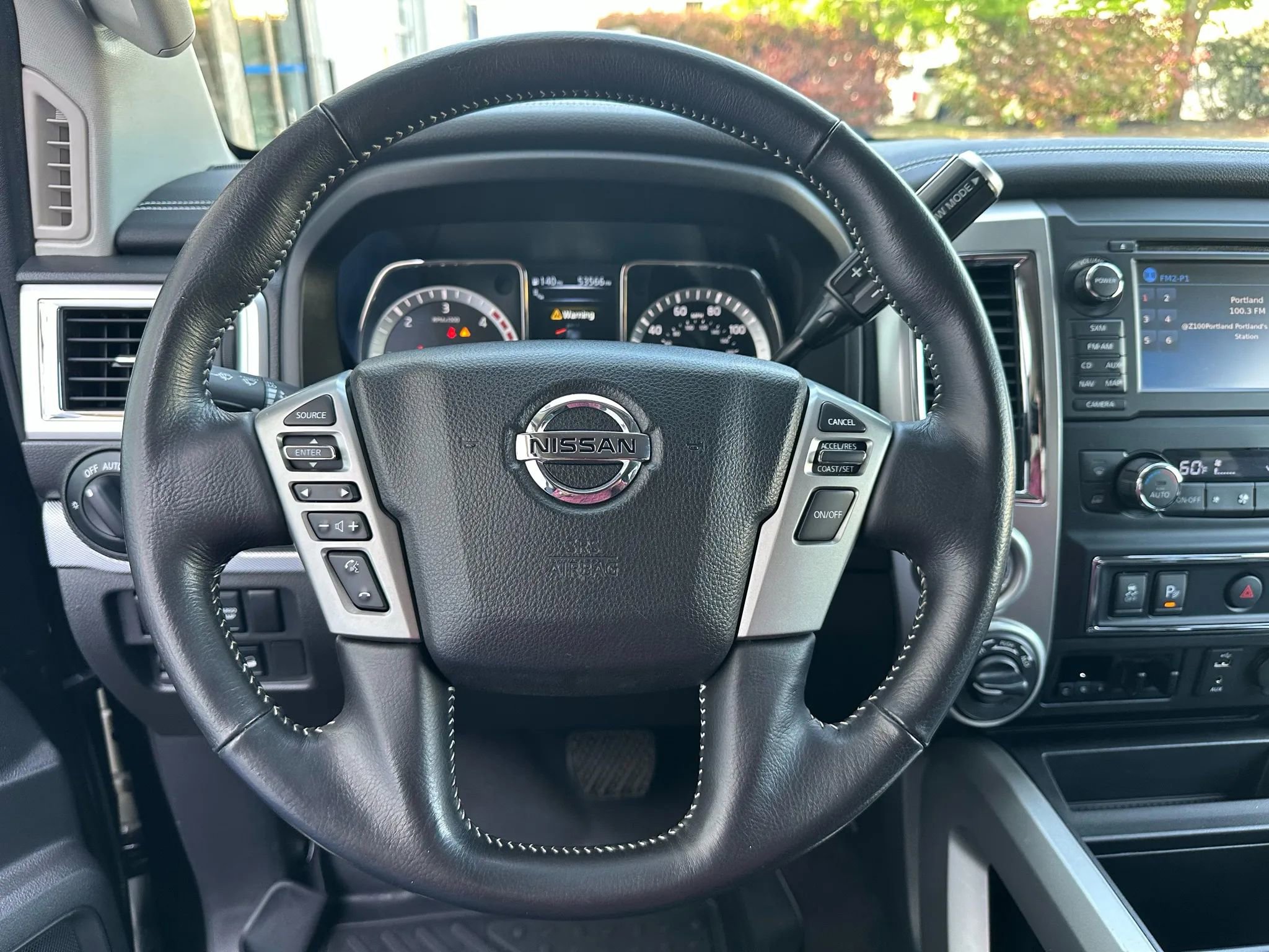 Used 2018 Nissan Titan PRO-4X image 15