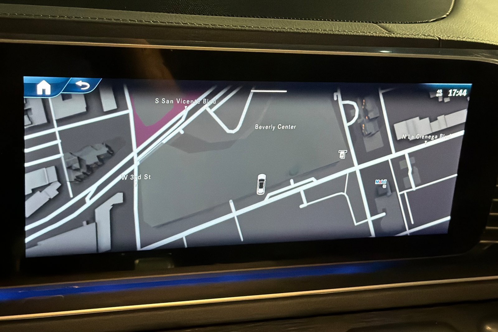 New 2026 Mercedes-Benz GLS 450 4MATIC image 19