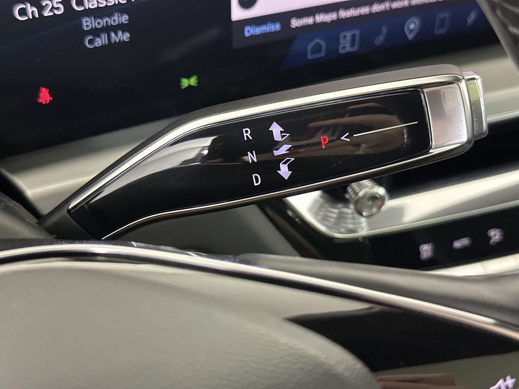 Used 2023 Cadillac Lyriq 2WD image 18