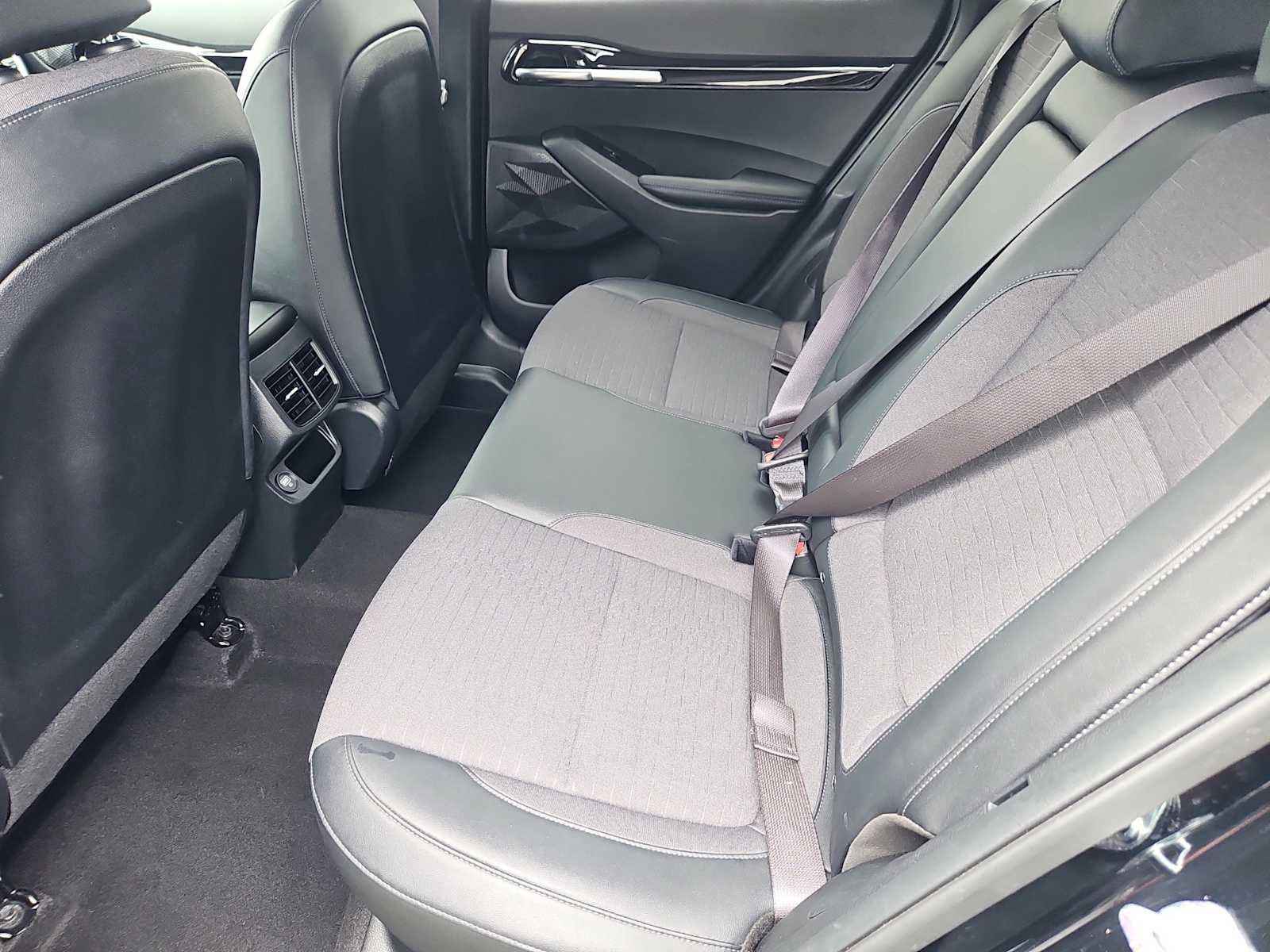 Used 2023 Kia Seltos S AWD/4WD image 30