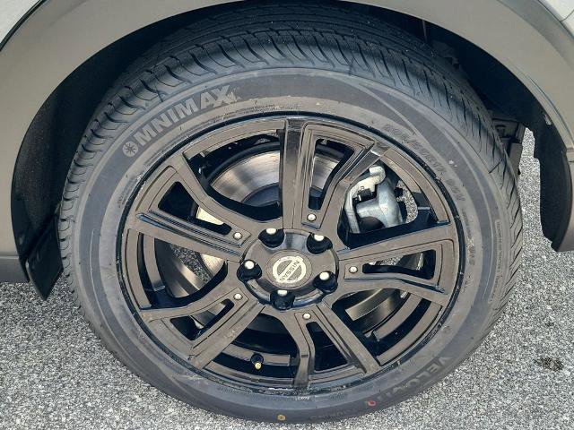 Certified 2021 Nissan Kicks SR w/ SR Premium Package FWD image 13