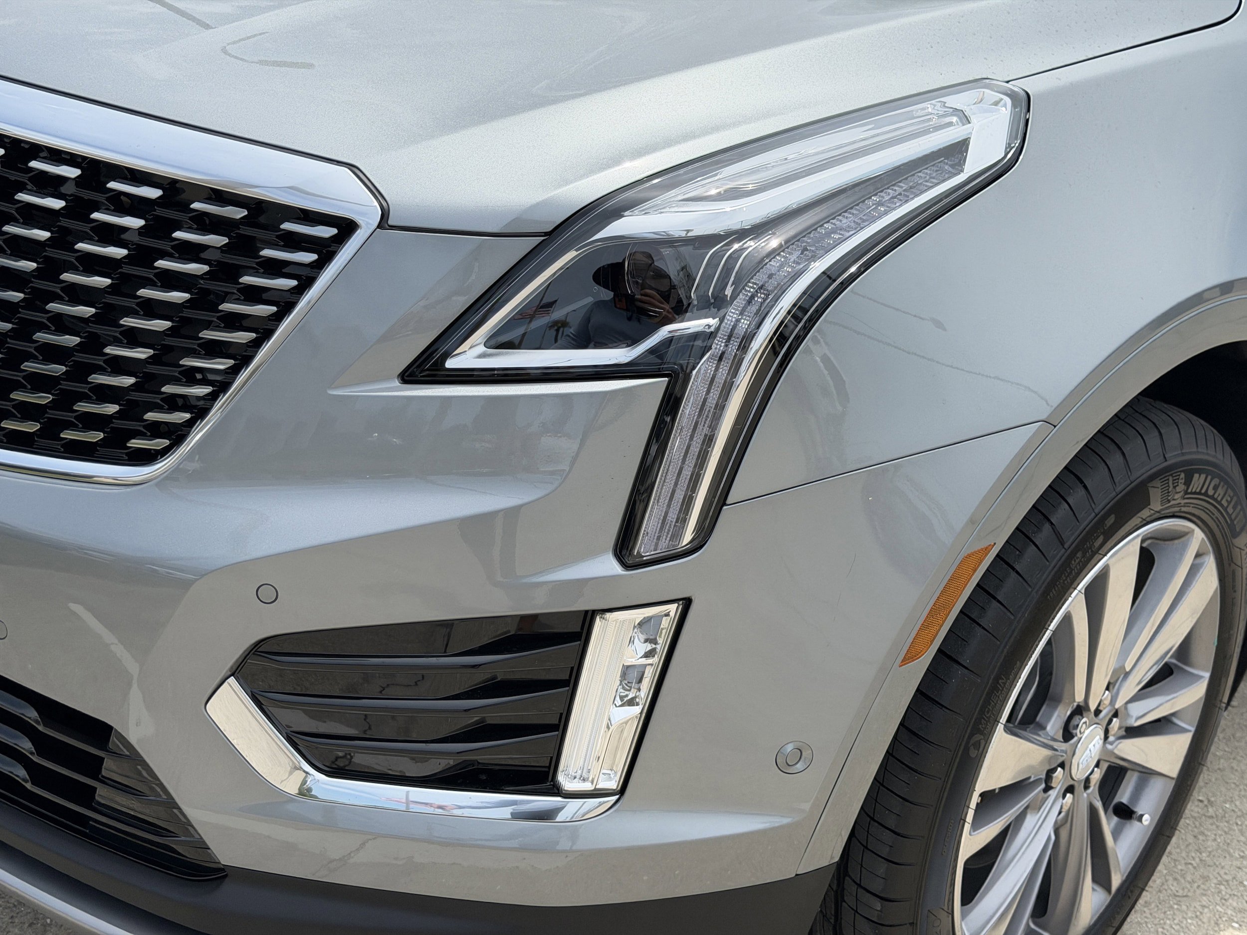 New 2026 Cadillac XT5 Premium Luxury w/ Driver Assist Package FWD image 8