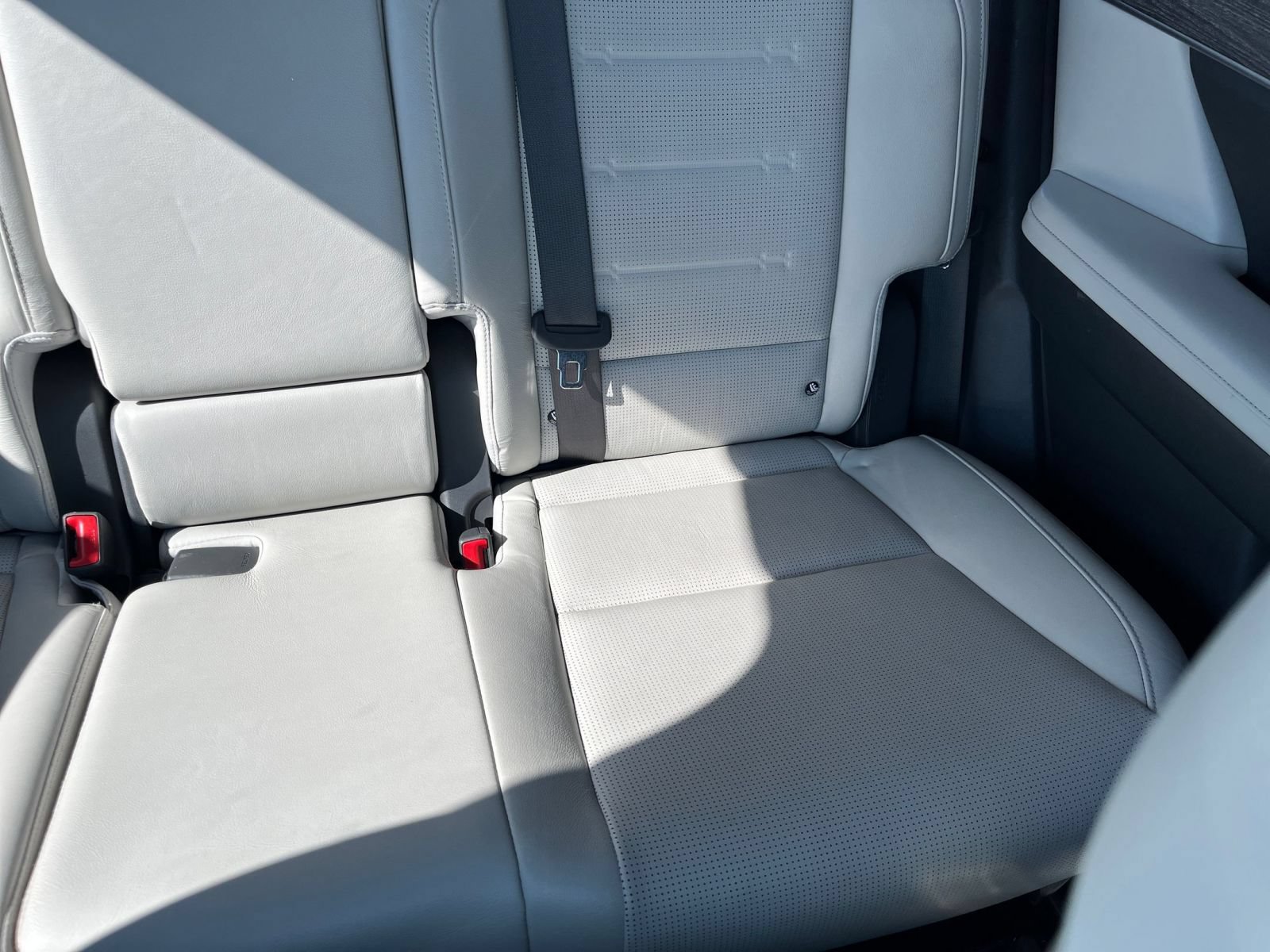 Used 2024 Hyundai Santa Fe Limited FWD image 41