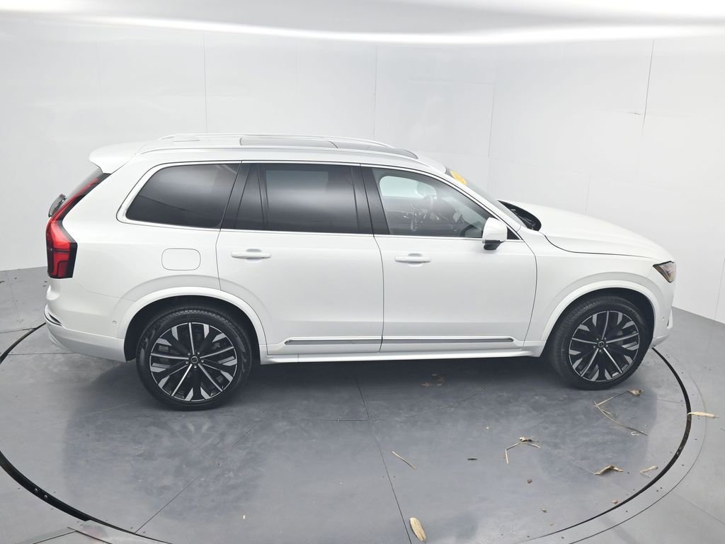 Used 2025 Volvo XC90 B5 Plus image 62
