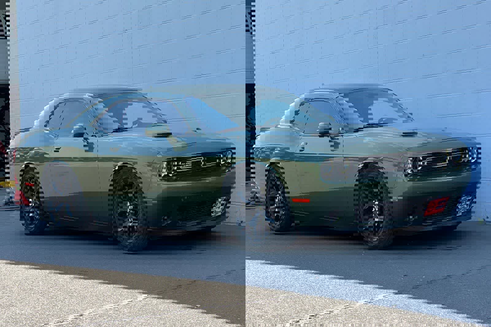 Used 2018 Dodge Challenger SXT Plus image 10