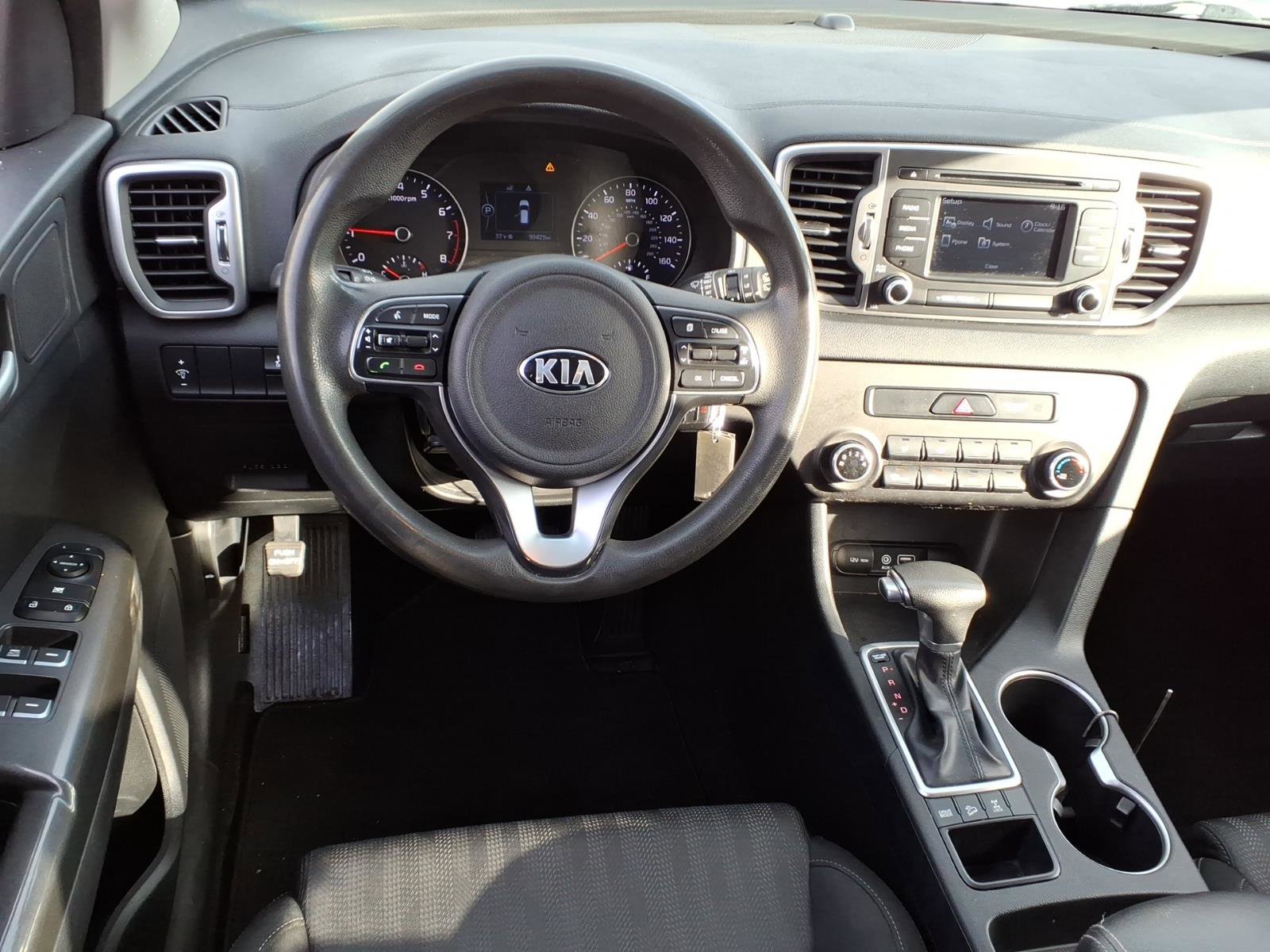 Used 2019 Kia Sportage LX AWD/4WD image 7