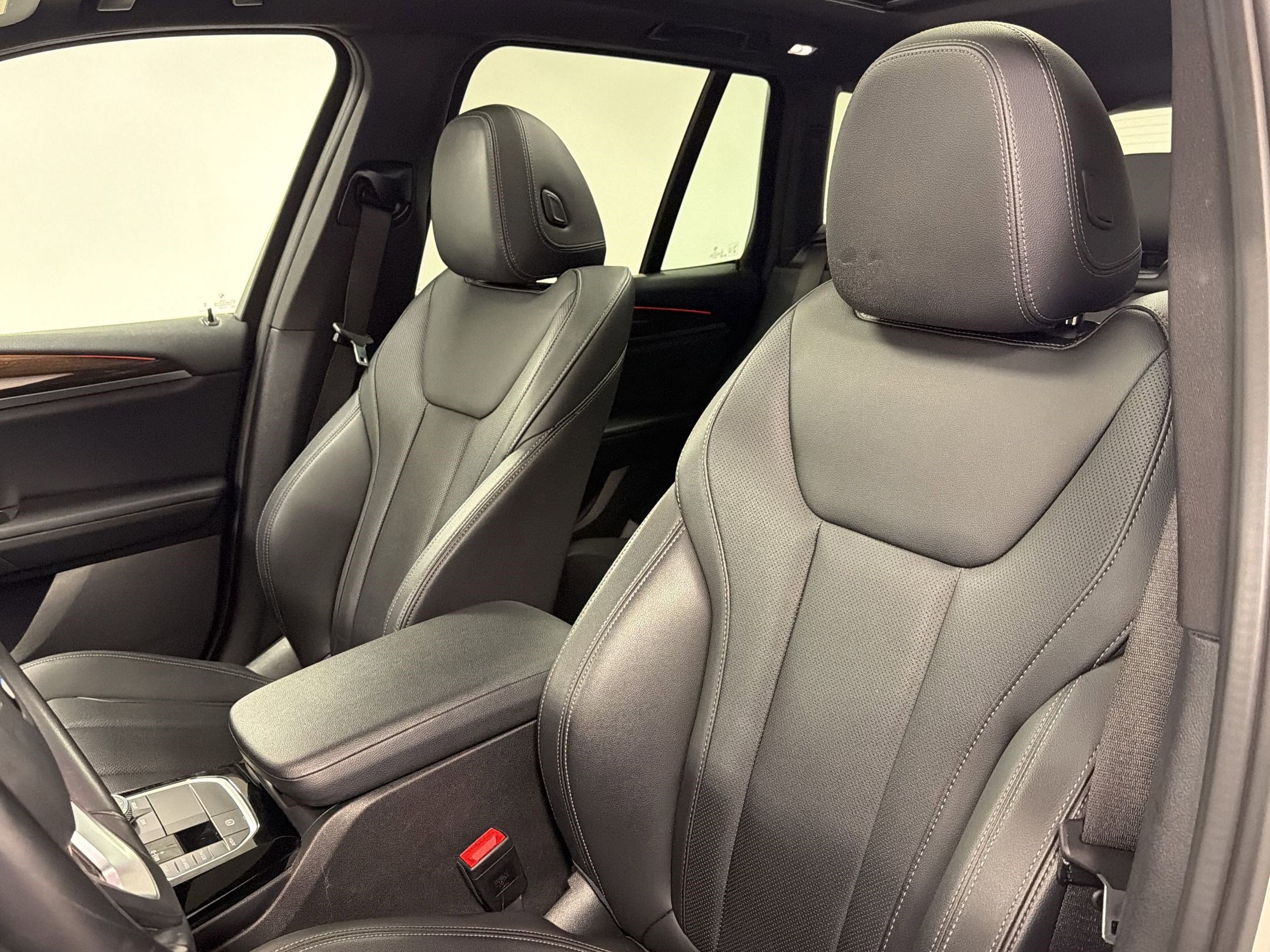 Used 2024 BMW X3 sDrive30i image 22